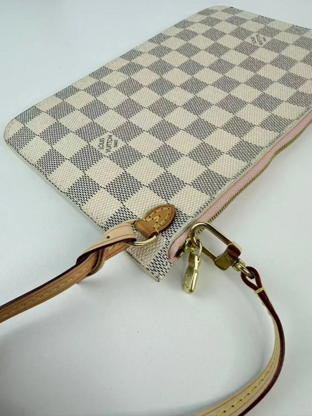 Louis Vuitton Pochette damier Azur